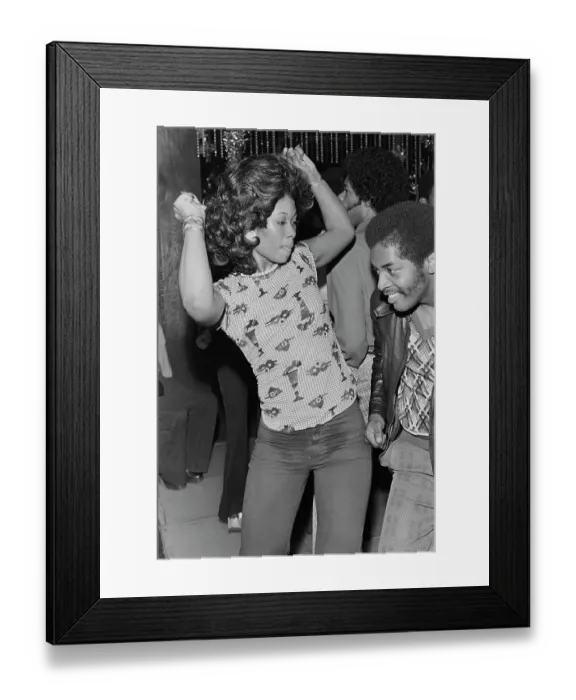 Framed Print : Soul Train Dancers