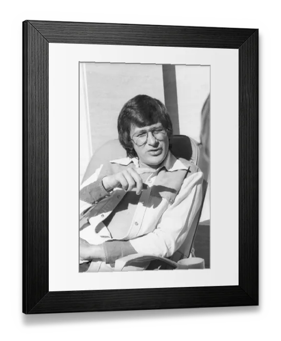 Framed Print : Steven Spielberg Framed Print : Steven Spielberg