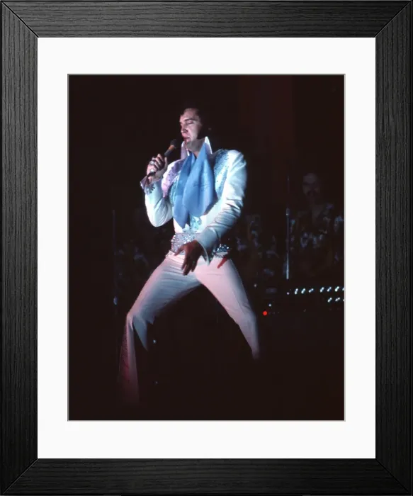 Framed Print : Elvis Presley in concert in Las Vegas Framed Print : Elvis Presley in concert in Las Vegas