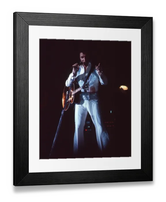 Framed Print : Elvis Presley in concert in Las Vegas Framed Print : Elvis Presley in concert in Las Vegas