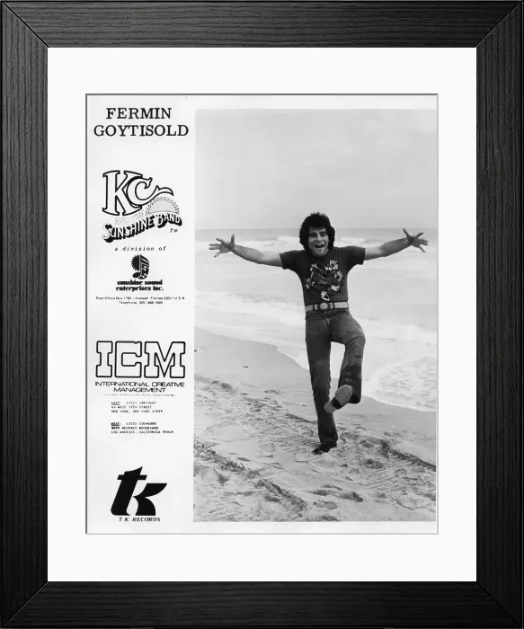 Framed Print : KC And The Sunshine Band Portrait Session Framed Print : KC And The Sunshine Band Portrait Session