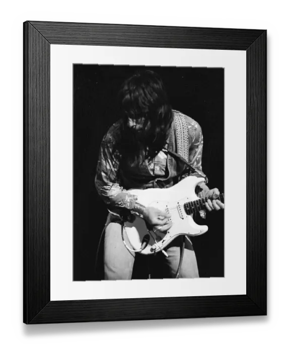 Framed Print : Photo of Jeff Beck Framed Print : Photo of Jeff Beck
