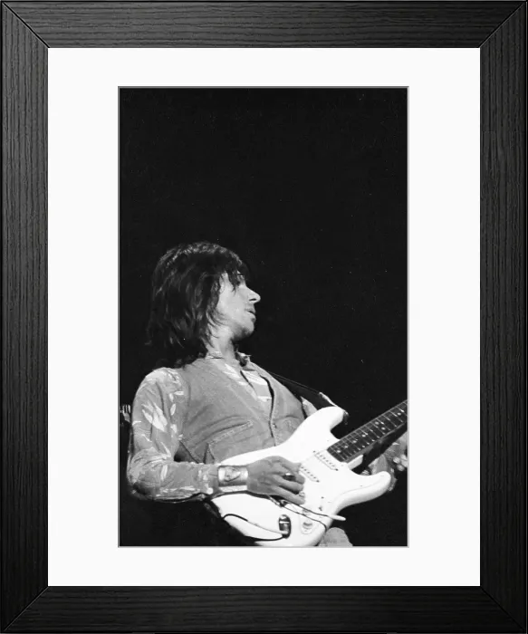 Framed Print : Photo of Jeff Beck Framed Print : Photo of Jeff Beck