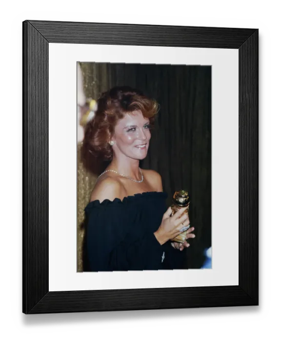 Framed Print : 33rd Golden Globe Awards - Press Room Framed Print : 33rd Golden Globe Awards - Press Room