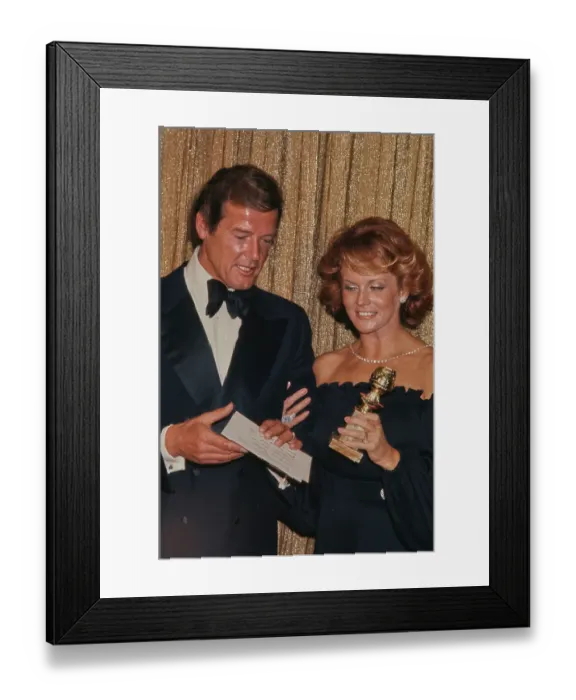 Framed Print : 33rd Golden Globe Awards - Press Room Framed Print : 33rd Golden Globe Awards - Press Room
