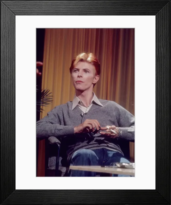 Framed Print : Bowie On Good Morning America Framed Print : Bowie On Good Morning America