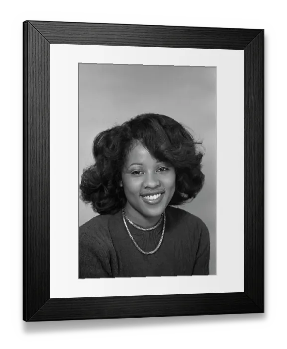 Framed Print : Thyais Walsh - Soul Train Dancer