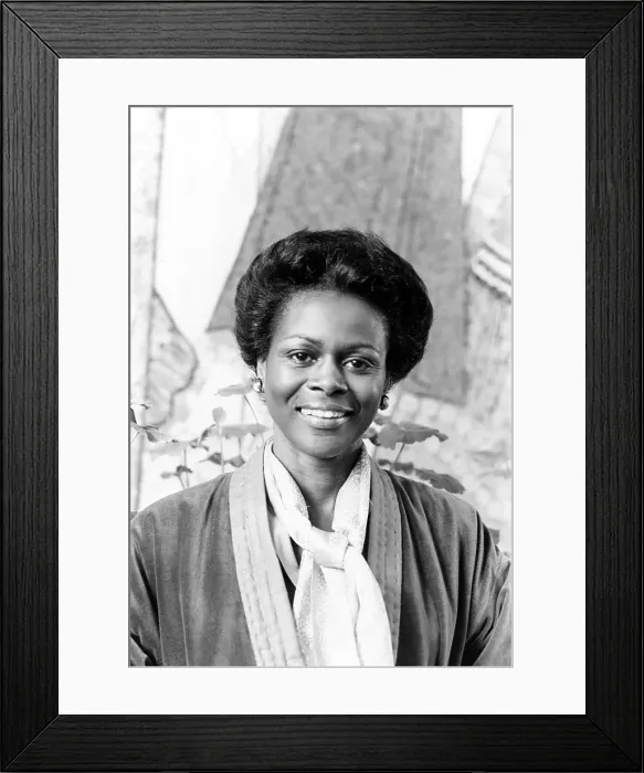 Framed Print : Cicely Tyson Portrait Framed Print : Cicely Tyson Portrait
