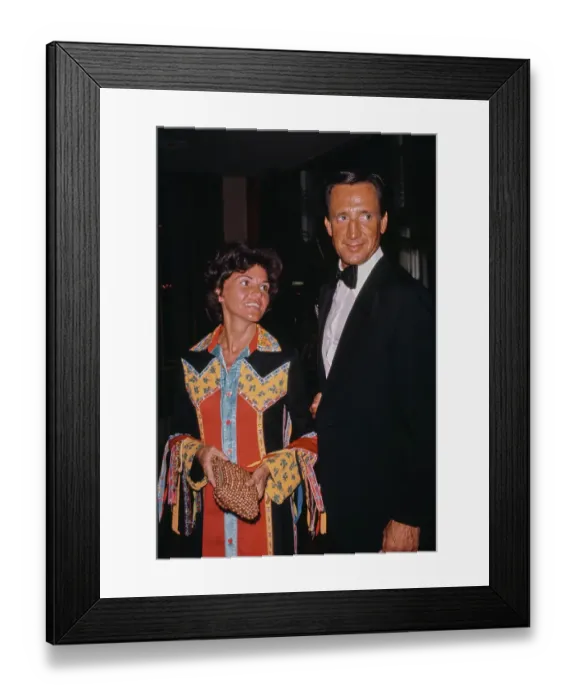 Framed Print : Governors Ball, 48th Academy Awards Framed Print : Governors Ball, 48th Academy Awards
