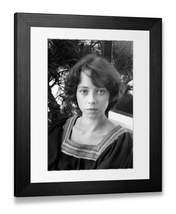 Framed Print : Mackenzie Portrait Session