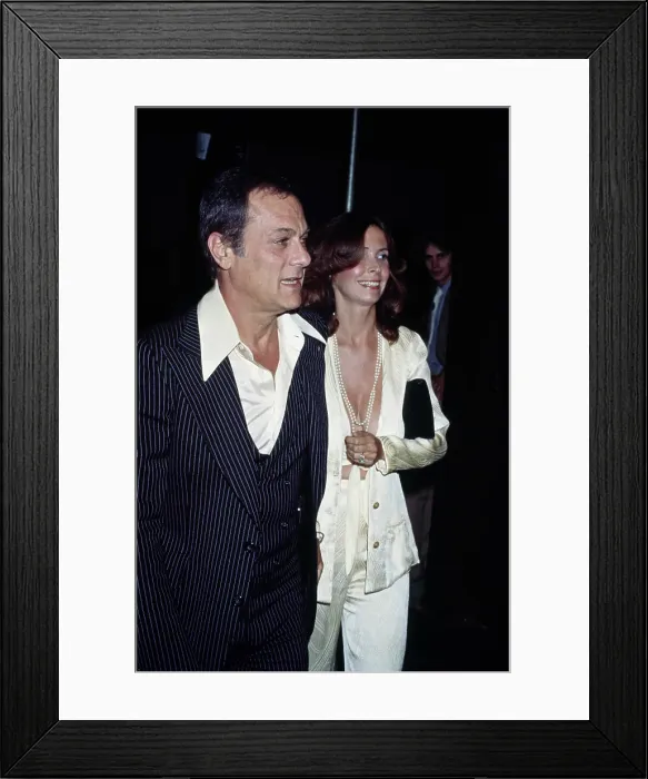 Framed Print : Tony Curtis & Leslie Allen Framed Print : Tony Curtis & Leslie Allen