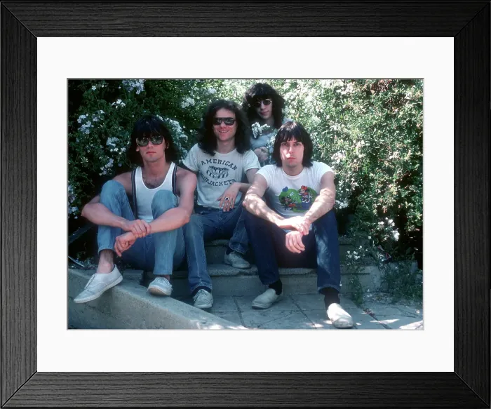 Framed Print : Ramones Portrait Session In LA Framed Print : Ramones Portrait Session In LA