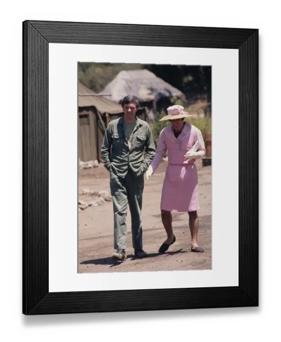 Framed Print : Alan And Jamie - M*A*S*H Production
