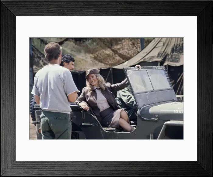Framed Print : Mike, Alan And Loretta - M*A*S*H Production
