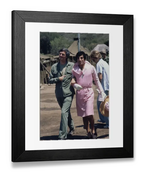 Framed Print : Alan And Jamie - M*A*S*H Production