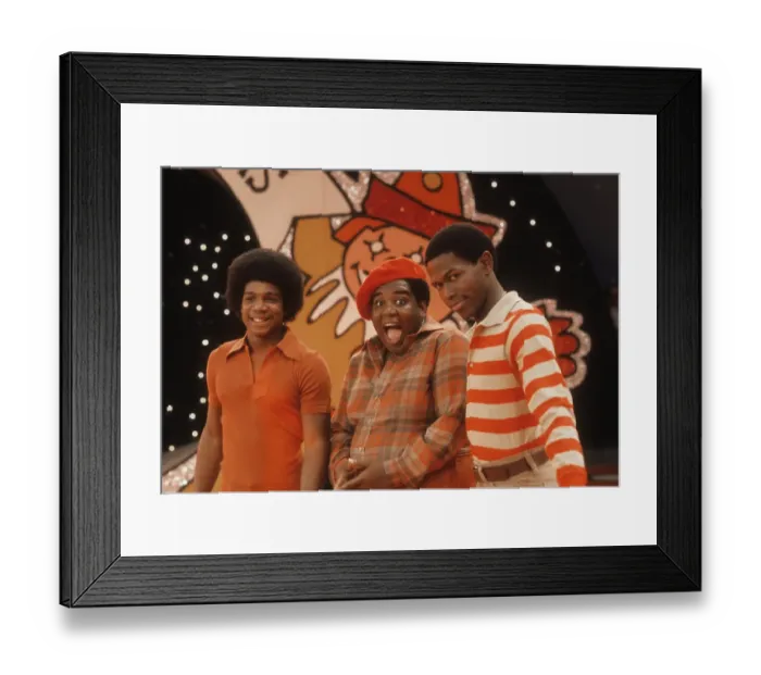 Framed Print : What's Happening!!