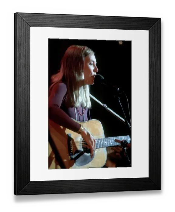 Framed Print : Photo of Joni Mitchell Framed Print : Photo of Joni Mitchell