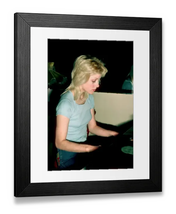 Framed Print : Singer Cherie Currie Of The Rock Band The Runaways Framed Print : Singer Cherie Currie Of The Rock Band The Runaways