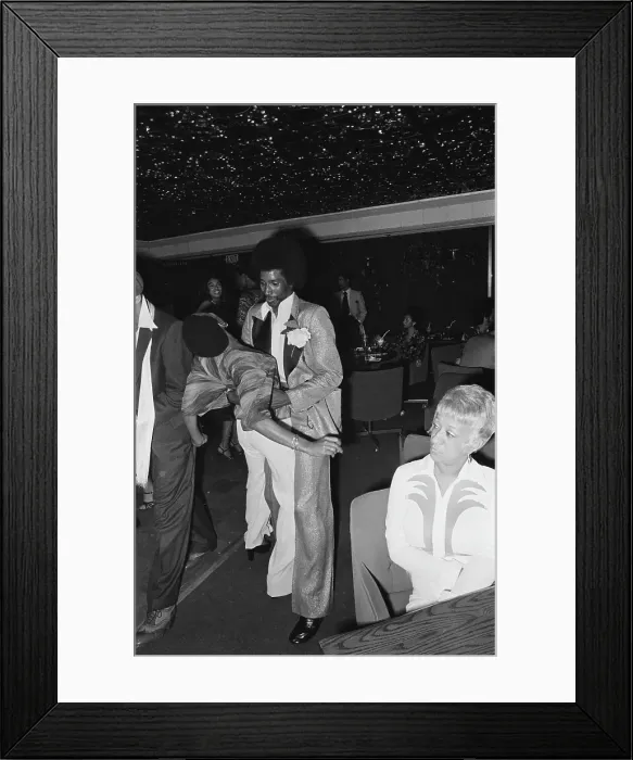 Framed Print : Soul Train Dancers Framed Print : Soul Train Dancers