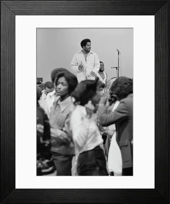 Framed Print : Soul Train On Set Framed Print : Soul Train On Set