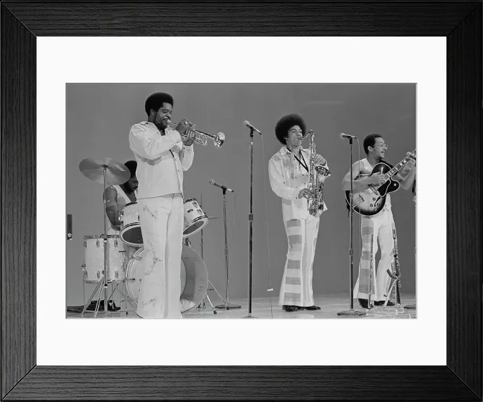 Framed Print : Soul Train On Set Framed Print : Soul Train On Set