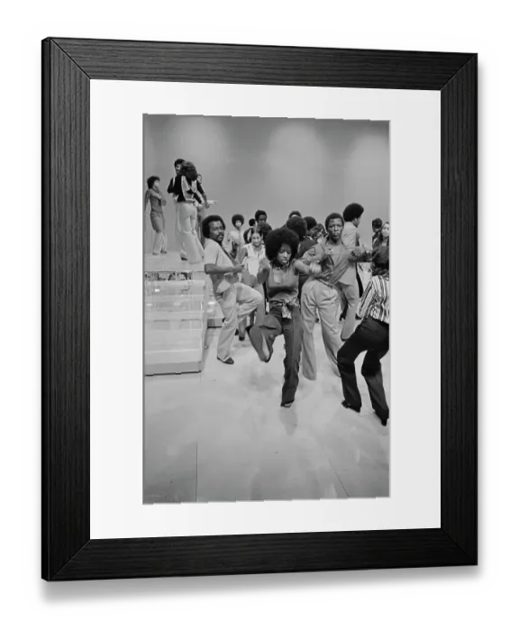 Framed Print : Soul Train On Set Aired 8th Jan 1977 Framed Print : Soul Train On Set Aired 8th Jan 1977