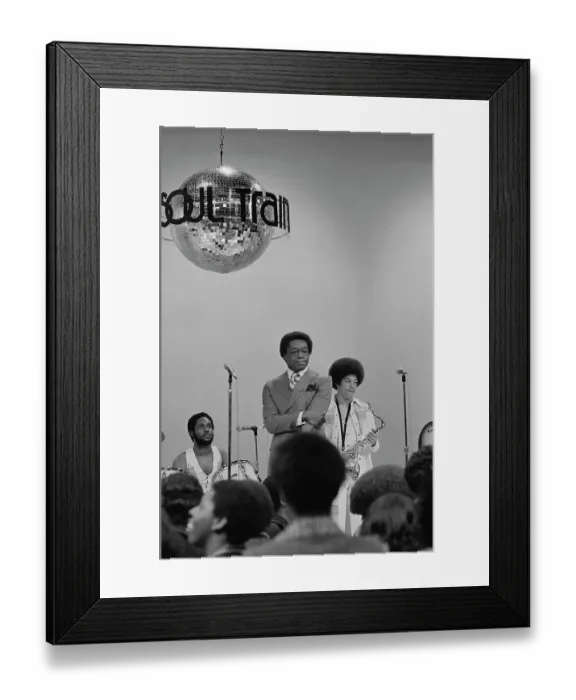 Framed Print : Billy Paul / Brick Soul Train On Set Aired 8th Jan 1977 Framed Print : Billy Paul / Brick Soul Train On Set Aired 8th Jan 1977