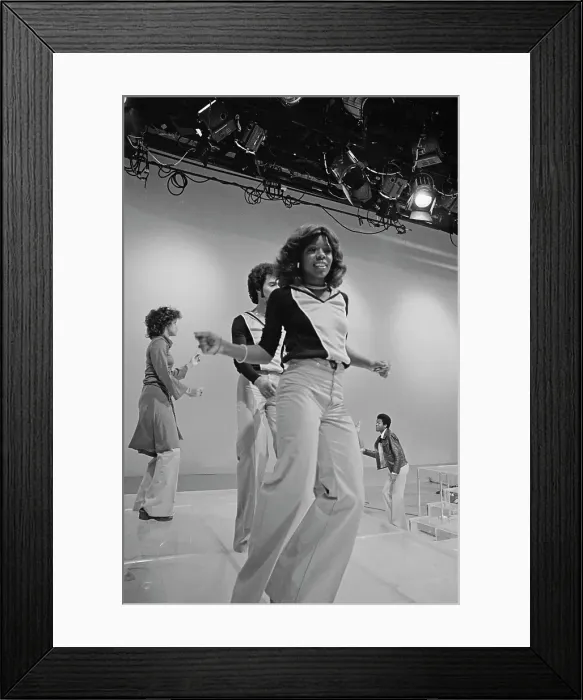 Framed Print : Soul Train On Set Aired 8th Jan 1977 Framed Print : Soul Train On Set Aired 8th Jan 1977