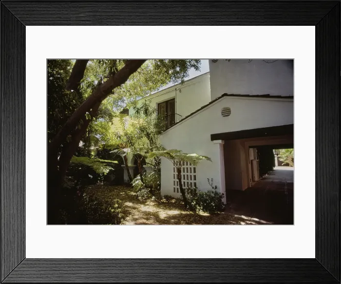Framed Print : Michael Douglas's Beverly Hills Home Framed Print : Michael Douglas's Beverly Hills Home