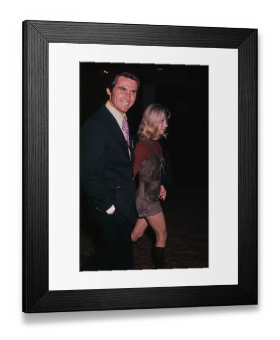 Framed Print : James Brolin & Jane Cameron Agee Framed Print : James Brolin & Jane Cameron Agee