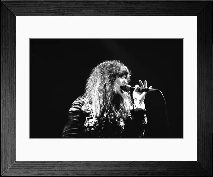 Framed Print : Heart Performing