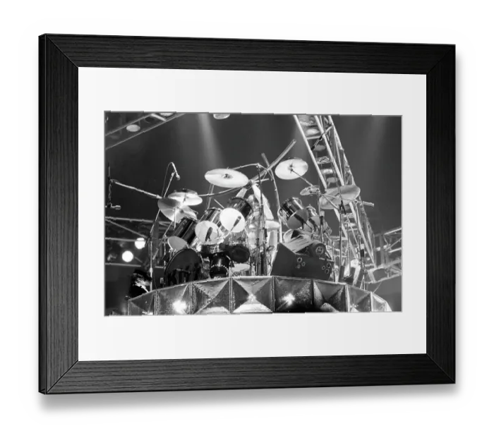 Framed Print : Kiss Performing Framed Print : Kiss Performing