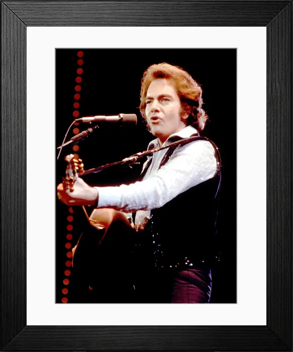 Framed Print : Neil Diamond Playing Acoustic Framed Print : Neil Diamond Playing Acoustic