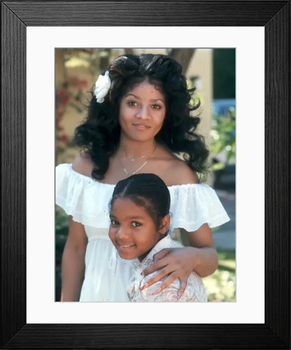Framed Print : Jackson Sisters Portrait Session Framed Print : Jackson Sisters Portrait Session
