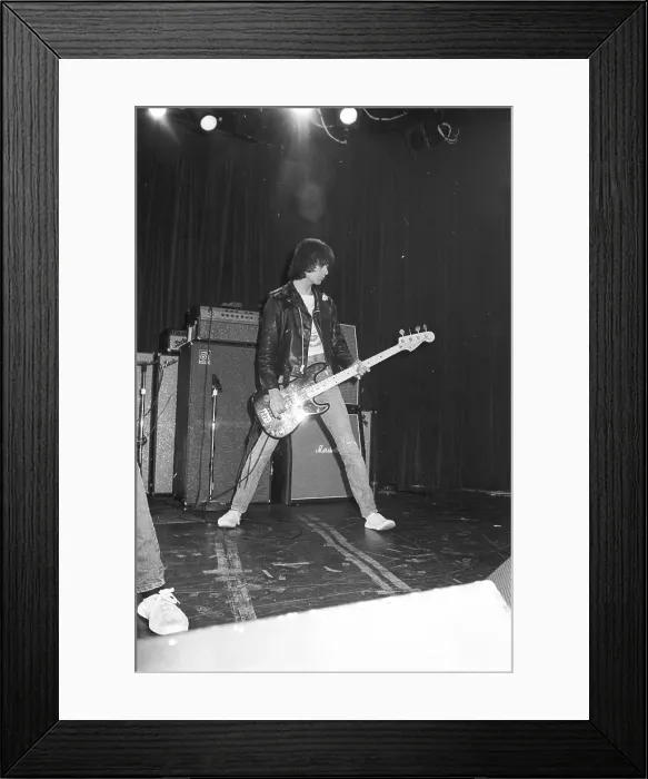 Framed Print : Dee Dee Ramone Framed Print : Dee Dee Ramone