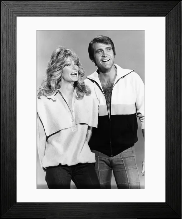 Framed Print : Farrah Fawcett And Lee Majors Framed Print : Farrah Fawcett And Lee Majors