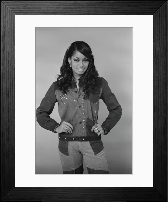 Framed Print : Elanor Washington - Soul Train Dancer