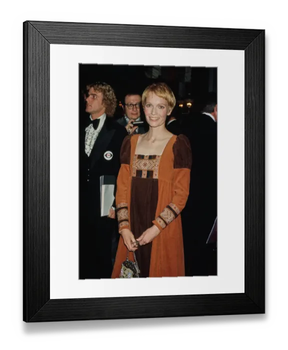 Framed Print : 5th Annual American Film Institute Lifetime Achievement Awards Framed Print : 5th Annual American Film Institute Lifetime Achievement Awards