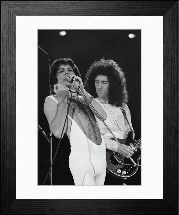 Framed Print : Queen Play The Forum, Inglewood, 1977 Framed Print : Queen Play The Forum, Inglewood, 1977