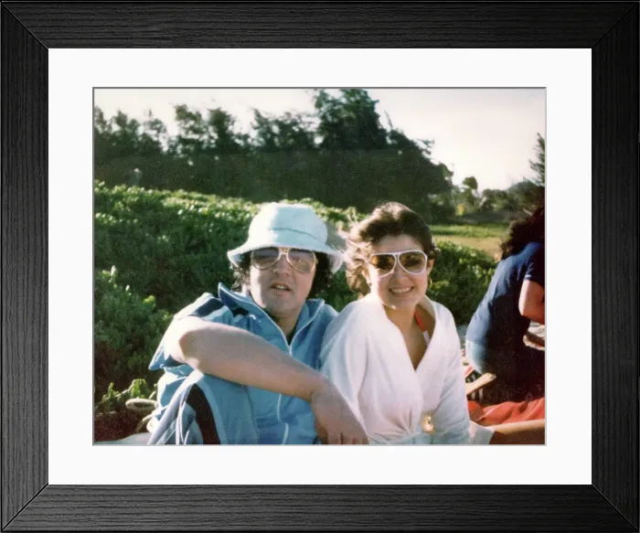 Framed Print : Elvis Presley in Hawaii with Ginger Alden Framed Print : Elvis Presley in Hawaii with Ginger Alden
