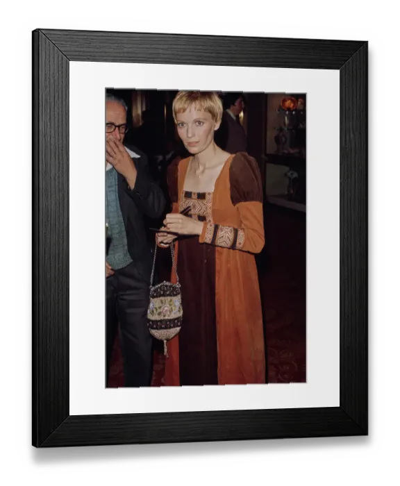 Framed Print : 5th Annual American Film Institute Lifetime Achievement Awards Framed Print : 5th Annual American Film Institute Lifetime Achievement Awards