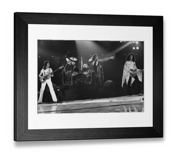 Framed Print : Queen Play The Forum, Inglewood, 1977