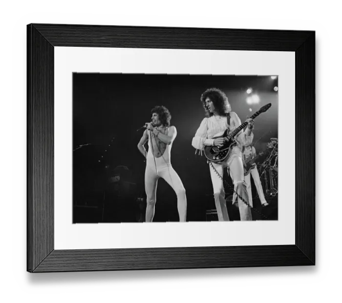 Framed Print : Queen Play The Forum, Inglewood, 1977 Framed Print : Queen Play The Forum, Inglewood, 1977