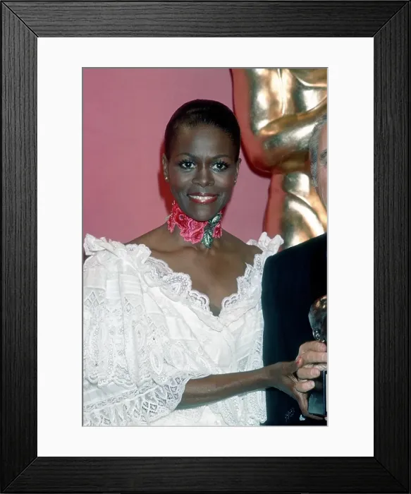 Framed Print : Cicely Tyson At The Oscars Framed Print : Cicely Tyson At The Oscars
