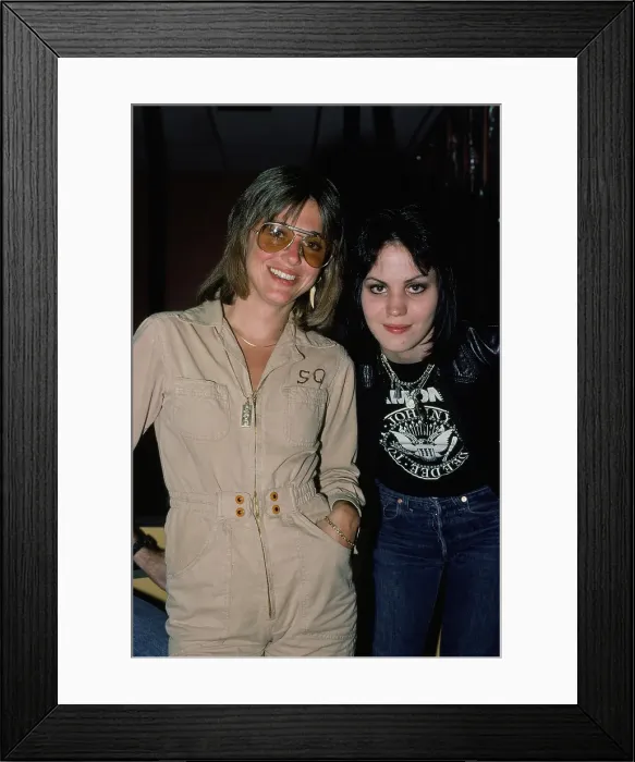 Framed Print : Joan Jett And Suzi Quatro Framed Print : Joan Jett And Suzi Quatro