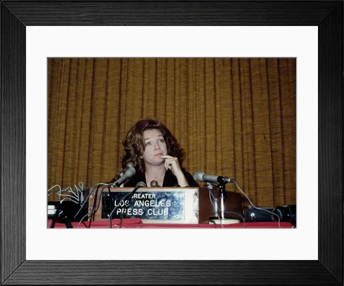 Framed Print : Shirley MacLaine, American Actress Framed Print : Shirley MacLaine, American Actress
