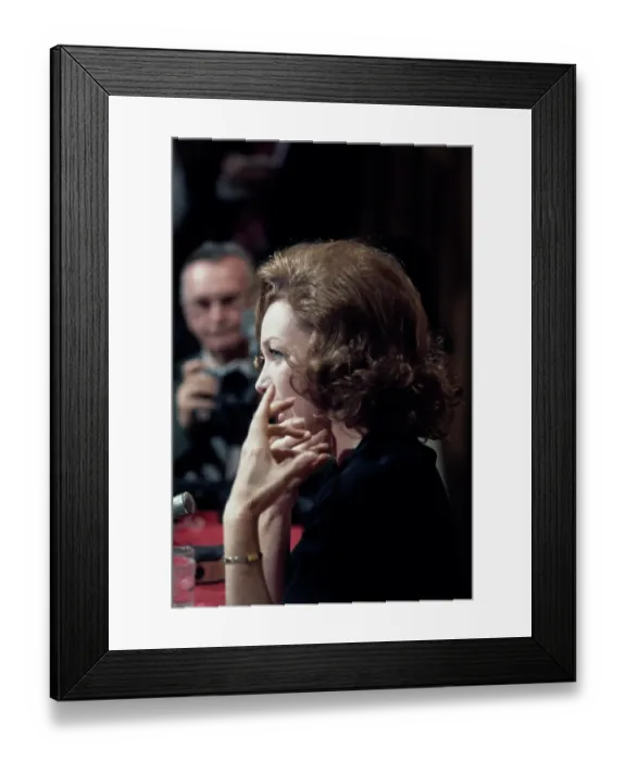 Framed Print : Shirley MacLaine, American Actress Framed Print : Shirley MacLaine, American Actress