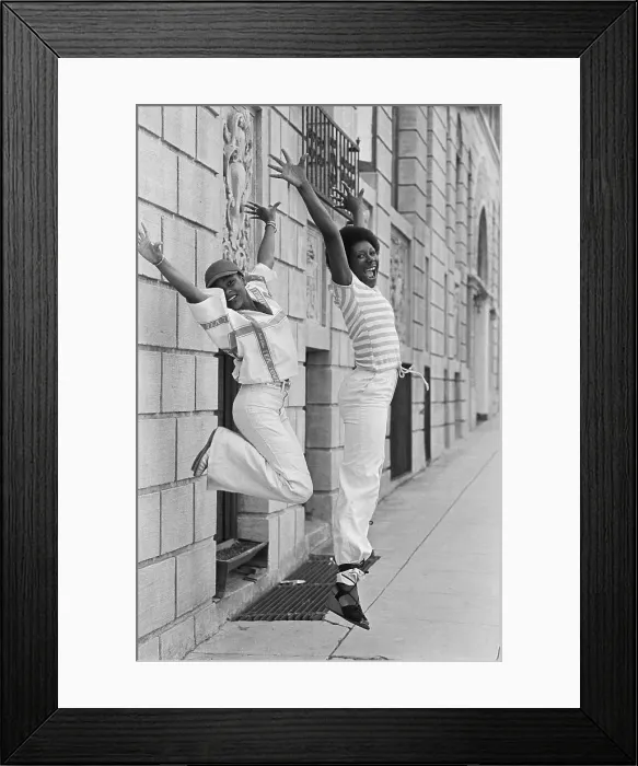 Framed Print : Soul Train Dancers Framed Print : Soul Train Dancers