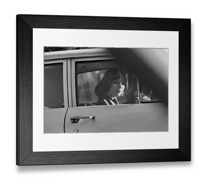 Framed Print : Samantha Gailey In Los Angeles Framed Print : Samantha Gailey In Los Angeles