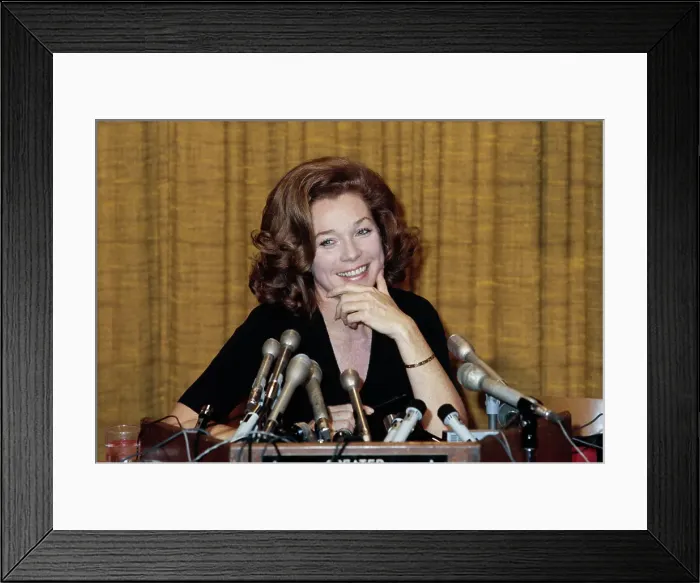 Framed Print : Shirley MacLaine, American Actress Framed Print : Shirley MacLaine, American Actress